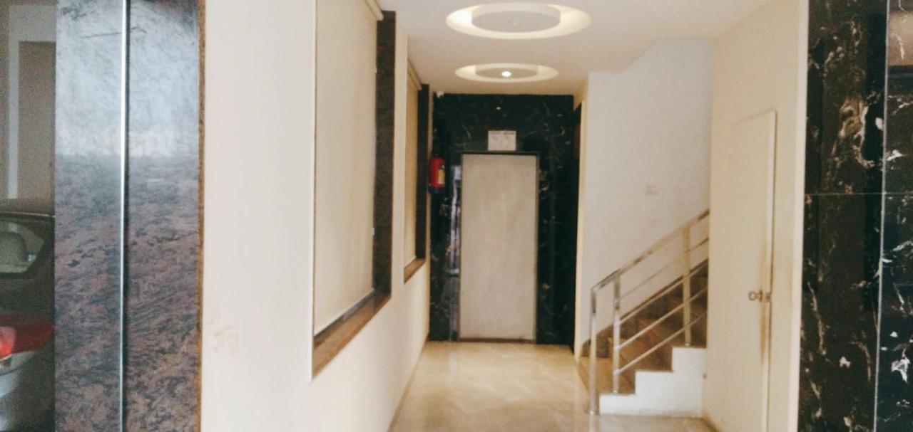 Hotel Golden Bliss At New Delhi Airport Nova Deli Exterior foto
