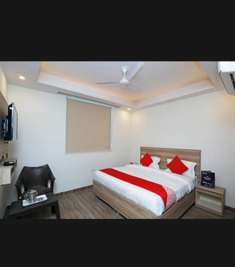 Hotel Golden Bliss At New Delhi Airport Nova Deli Exterior foto